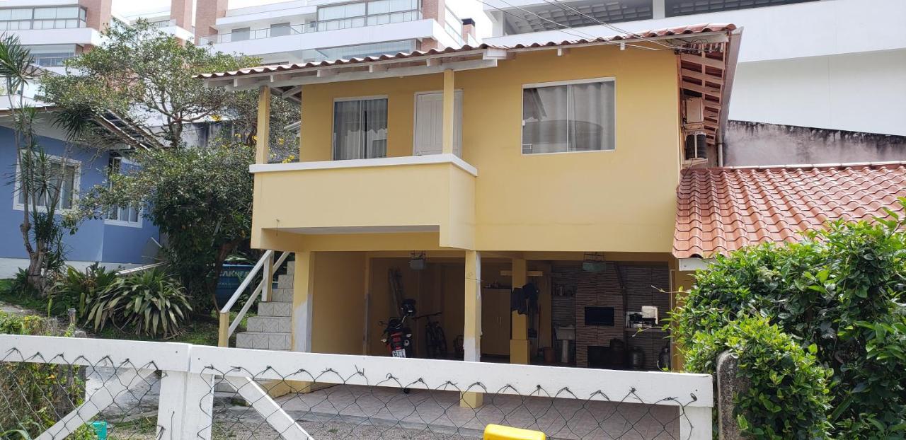 Casa De 2 Quartos No Centro De Bombinhas Exterior foto
